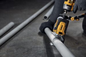 Nástavec pre rázové uťahovače na rezanie hadíc a trubiek z PVC/PEX do 50 mm DEWALT DT20560